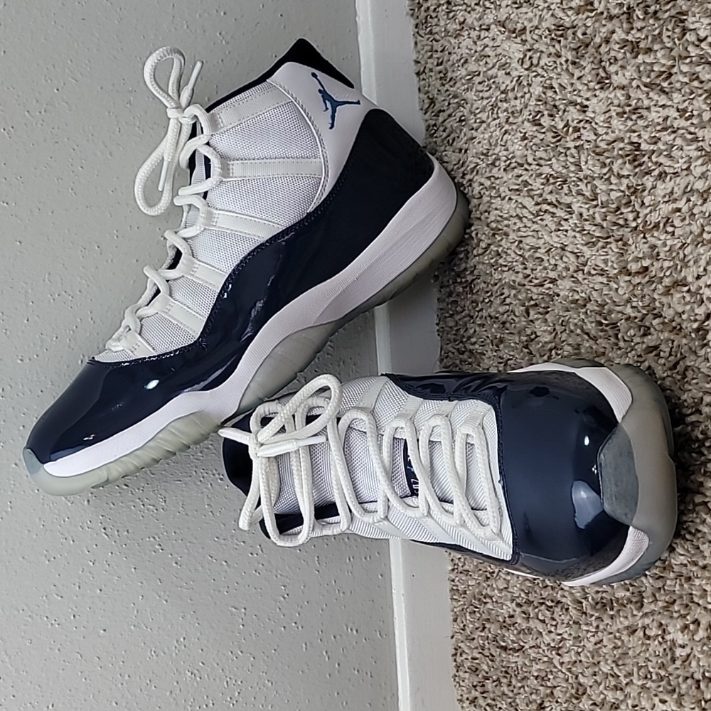 Nike Air Jordan 11 Retro Win Like '82 Size 12.5 White/Blue Mens